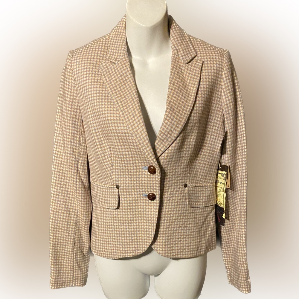 Houndstooth Double Button Closure Cropped Blazer by Fillm Studios